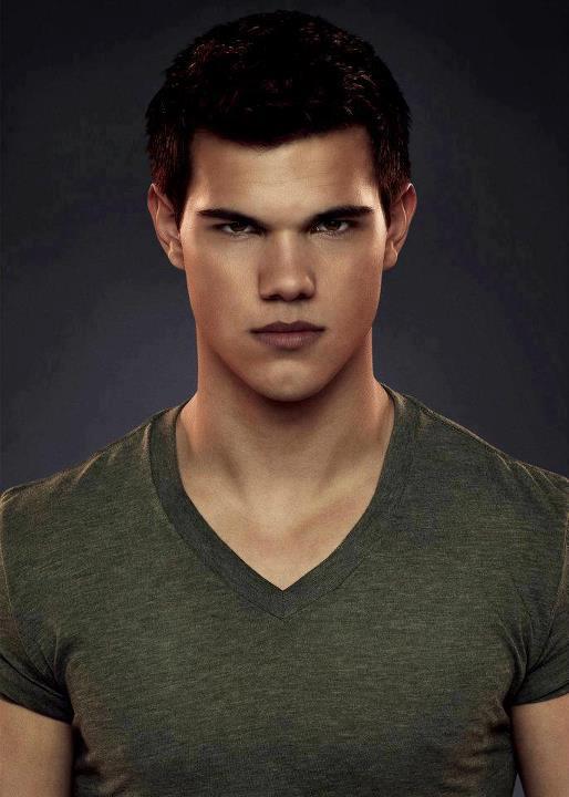 New-promotional-photos-for-BDp2-Jacob-Black-twilight-series-31623678-514-720